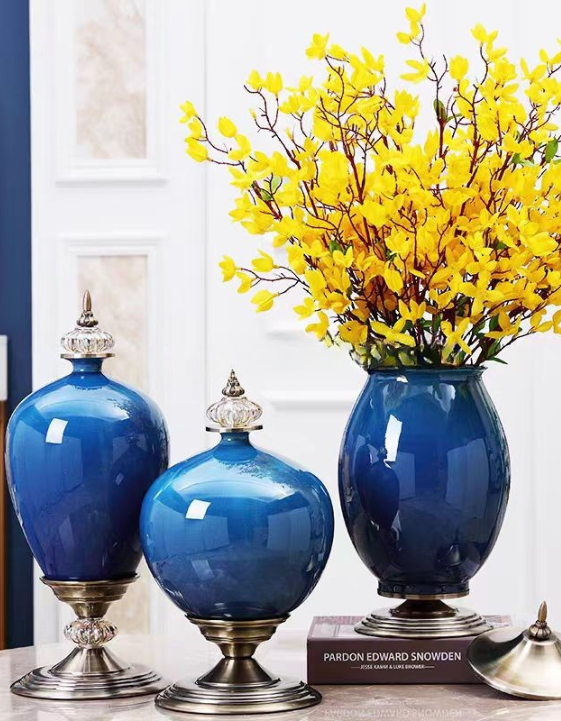 3-Piece Ceramic Vase Set – Royal Blue Edition